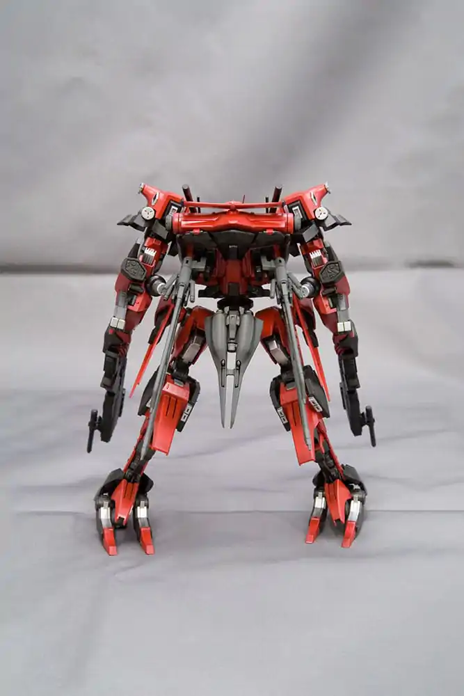 Armored Core 1/72 Rayleonardo 03-Aaliyah Kpachar Full Package Versionn Műanyag modell készlet 14 cm termékfotó