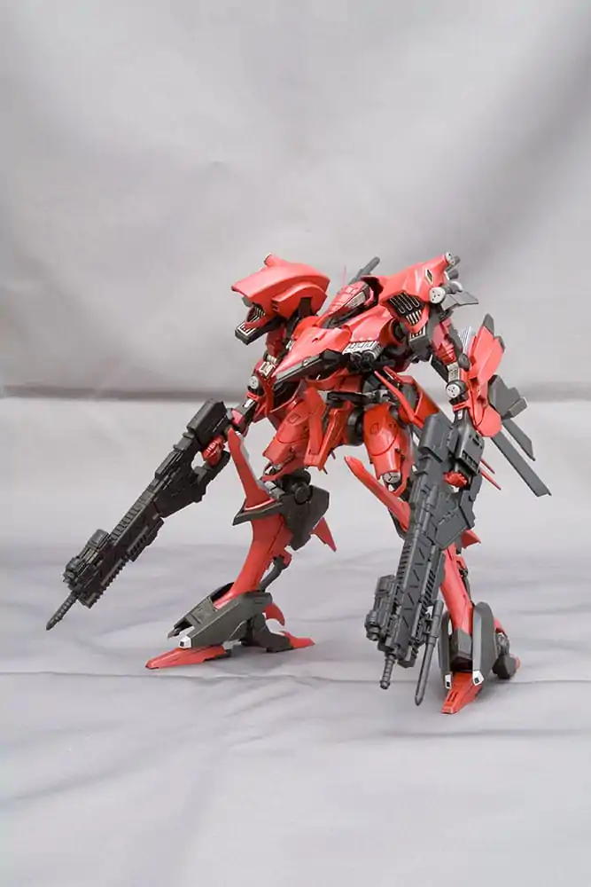 Armored Core 1/72 Rayleonardo 03-Aaliyah Kpachar Full Package Versionn Műanyag modell készlet 14 cm termékfotó