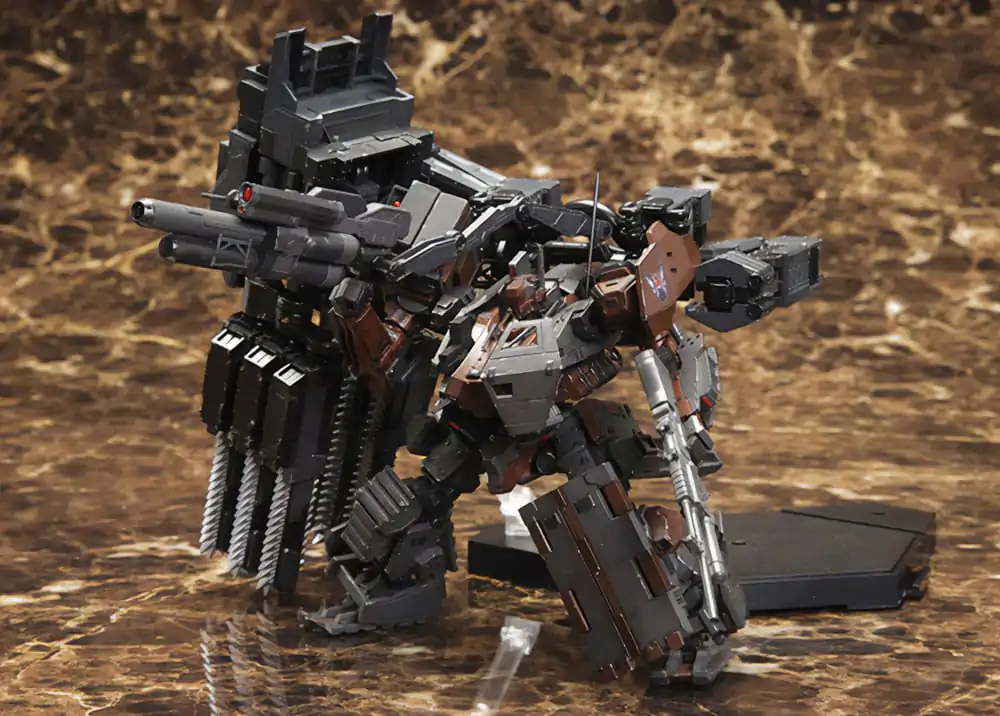 Armored Core 1/72 UCR-10/A Műanyag modell készlet 19 cm termékfotó