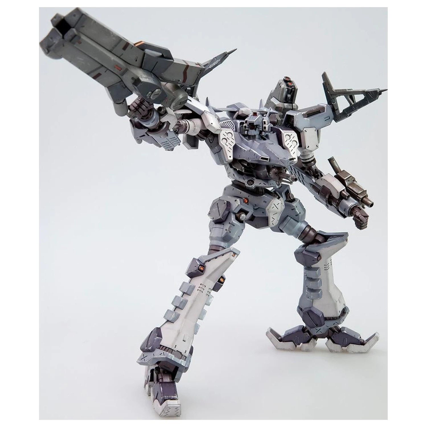Armored Core VI Crest CR-C98E2 Assault Type modell készlet 16cm termékfotó