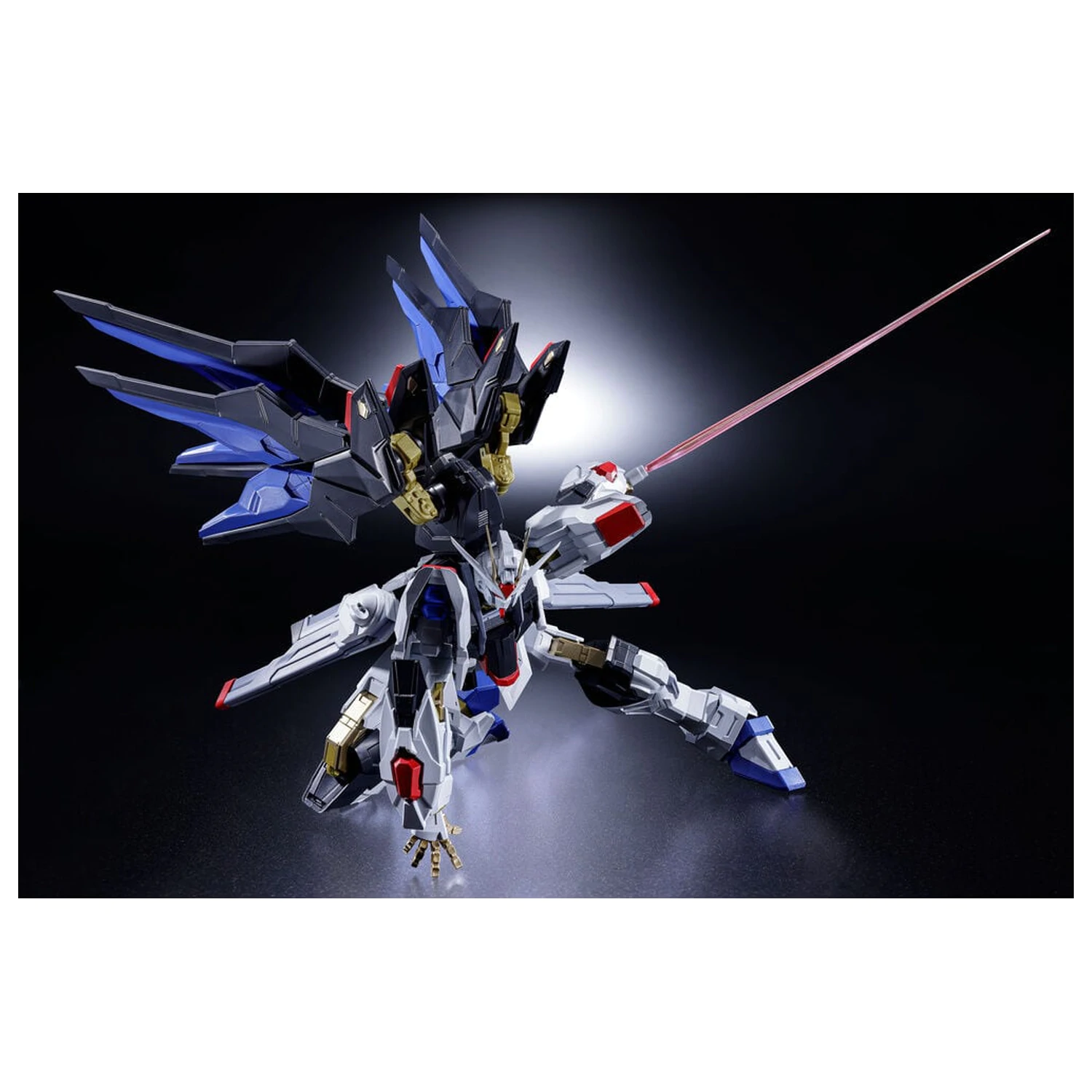 Asolute Act Strike Freedom Gundam figura 18.5cm termékfotó