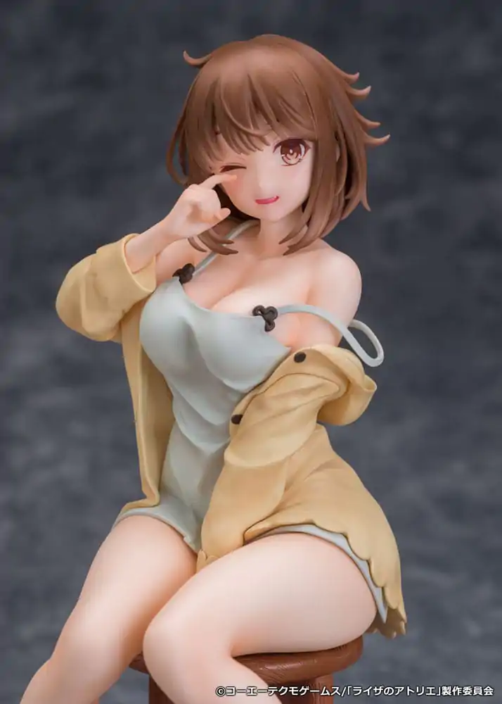 Atelier Ryza: Ever Darkness & the Secret Hideout 1/7 Reisalin Stout Nightclothes Ver. PVC szobor figura 19 cm termékfotó