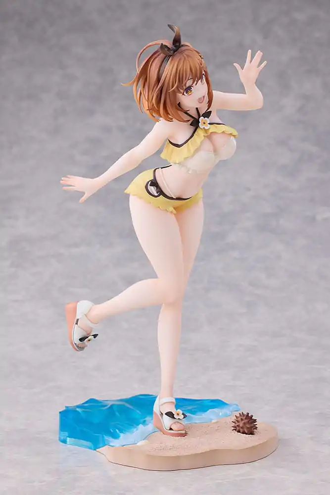 Atelier Ryza: Ever Darkness &amp; the Secret Hideout 1/7 Reisalin Stout: Swimsuit Ver. PVC szobor figura 23 cm termékfotó