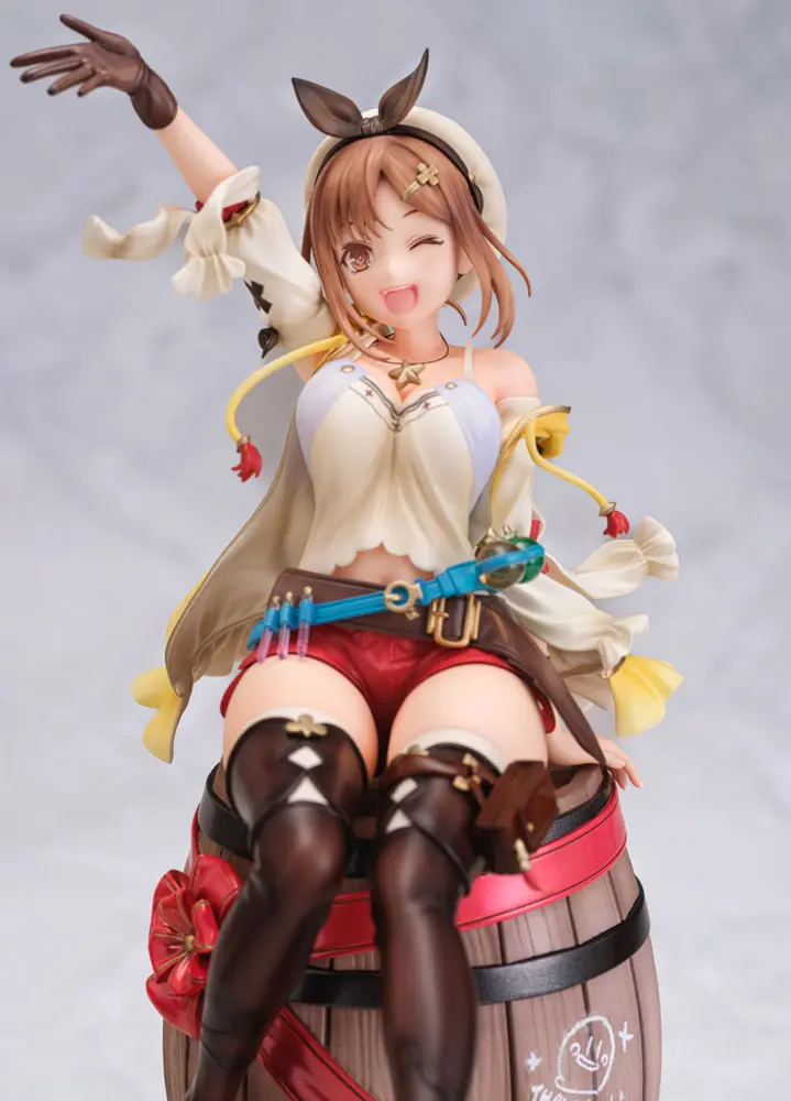 Atelier Ryza Ever Darkness & the Secret Hideout 1/7 Ryza Atelier Series 25th Anniversary ver. PVC szobor figura 22 cm termékfotó