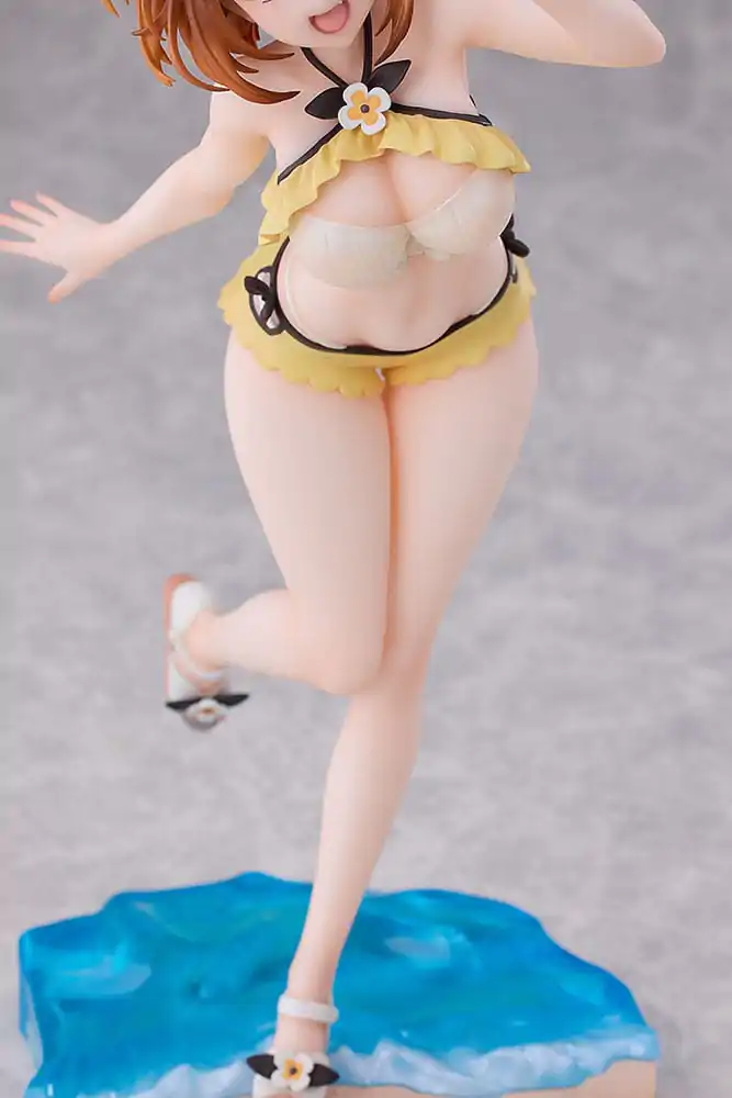Atelier Ryza: Ever Darkness &amp; the Secret Hideout 1/7 Ryza, Klaudia, Lila: Swimsuit Ver. 3 db-os PVC szobor figura csomag termékfotó