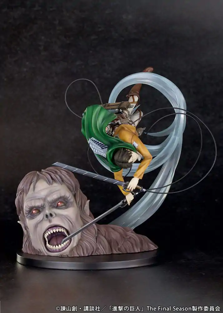 Attack on Titan 1/7 Levi vs Beast Titan Ver. PVC szobor figura 28 cm termékfotó