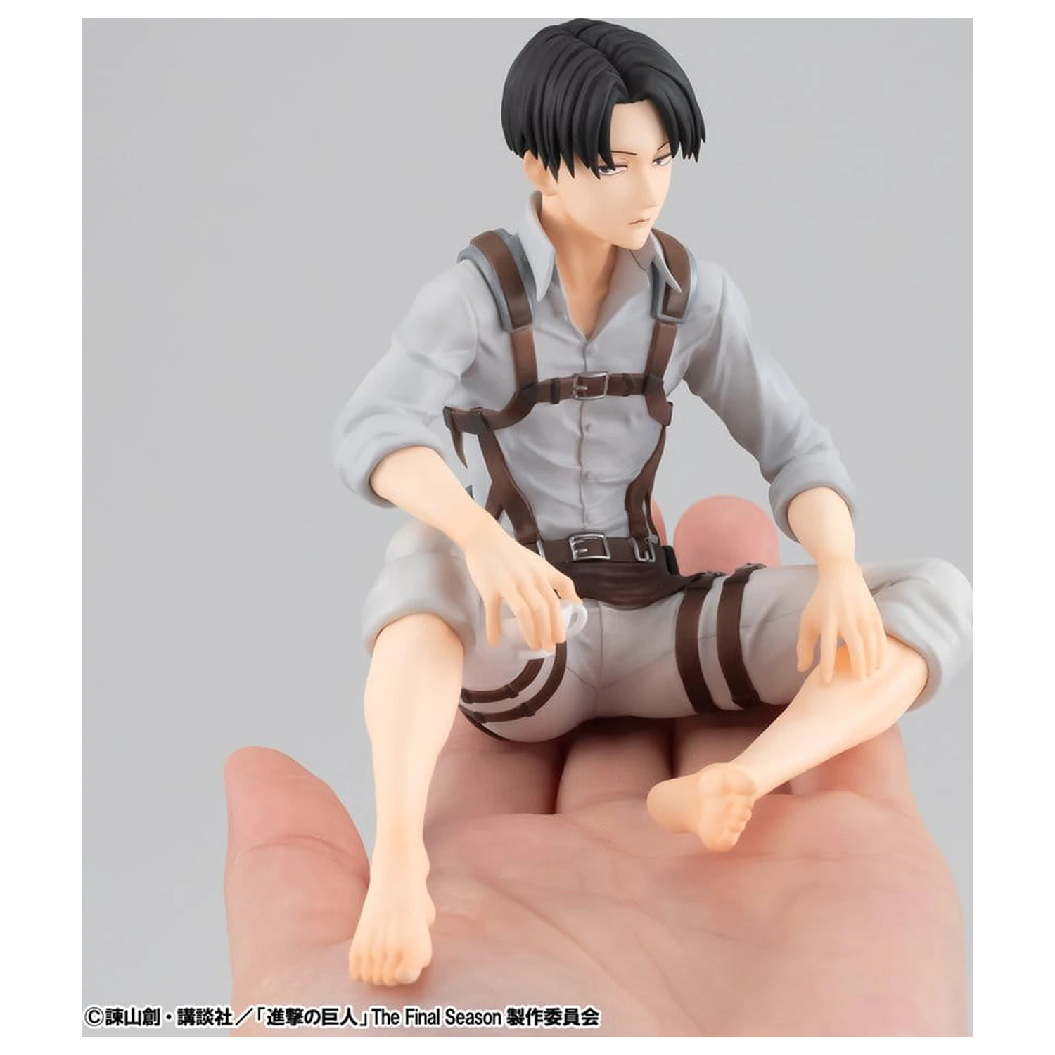 Attack on Titan G.E.M. Series PVC figura Squad Captain Levi Palm Size 9 cm termékfotó