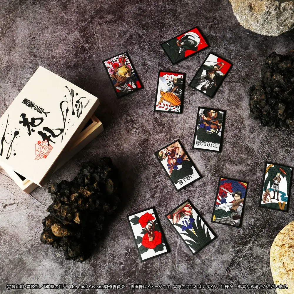 Attack on Titan in Wooden box Original Hanafuda kártyajáték Limitált kiadás termékfotó