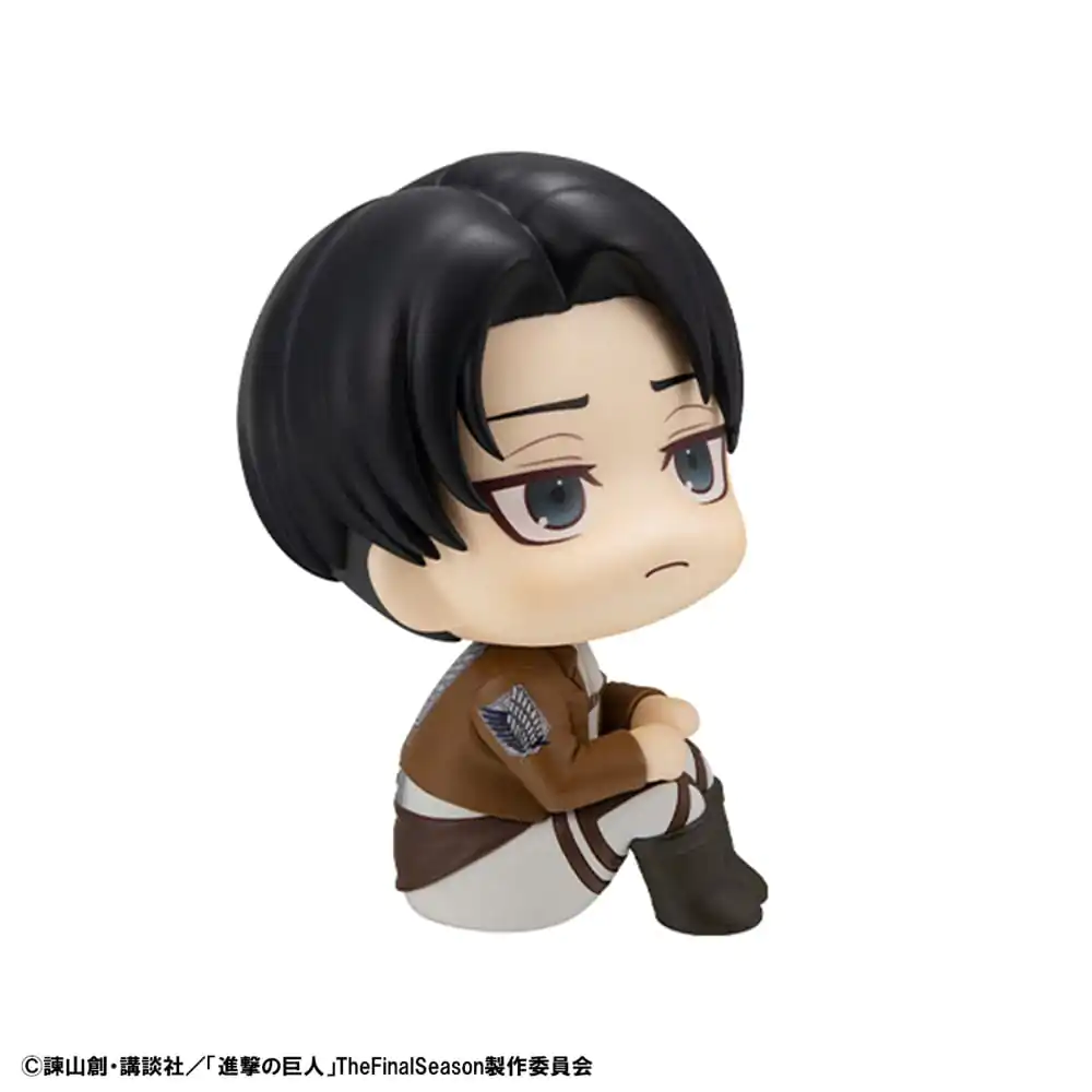 Attack on Titan Look Up Levi PVC szobor figura 11 cm termékfotó