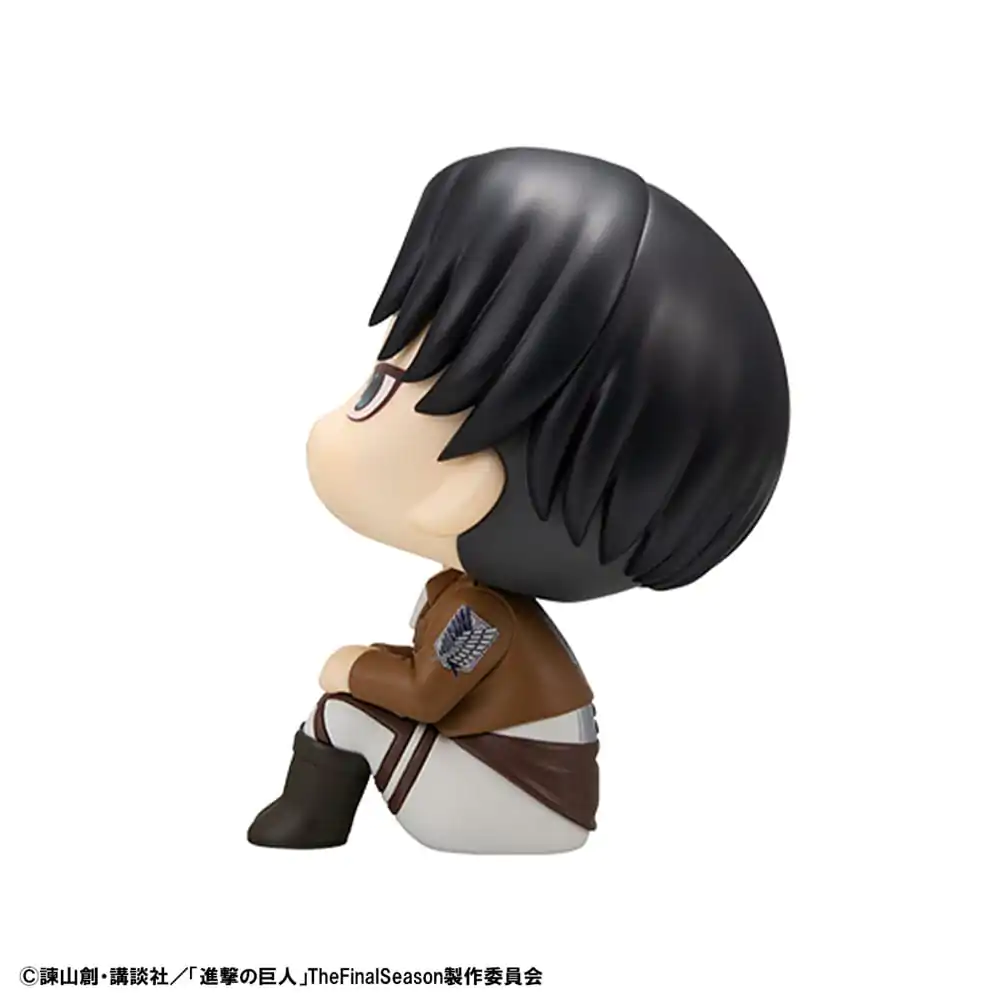 Attack on Titan Look Up Levi PVC szobor figura 11 cm termékfotó