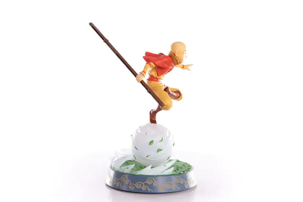 Avatar: The Last Airbender Grand Scale Bust Aang szobor figura 34 cm termékfotó