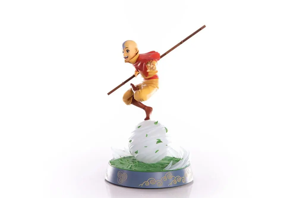 Avatar: The Last Airbender Aang Standard Edition PVC szobor figura 27 cm termékfotó