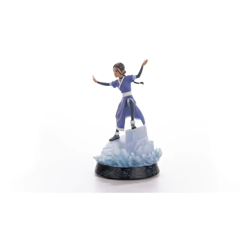 Avatar: The Last Airbender Katara szobor figura 28 cm  termékfotó