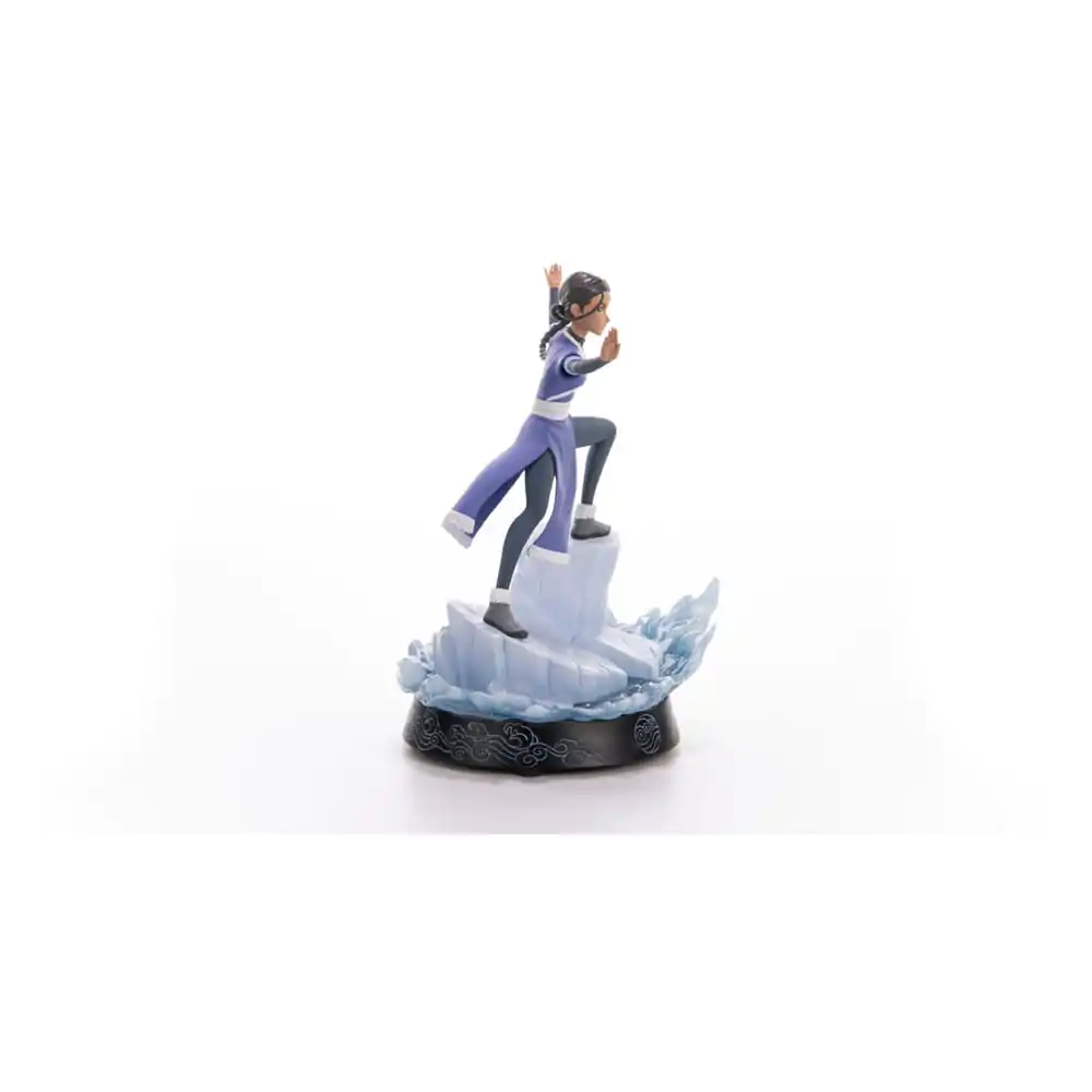 Avatar: The Last Airbender Katara szobor figura 28 cm  termékfotó