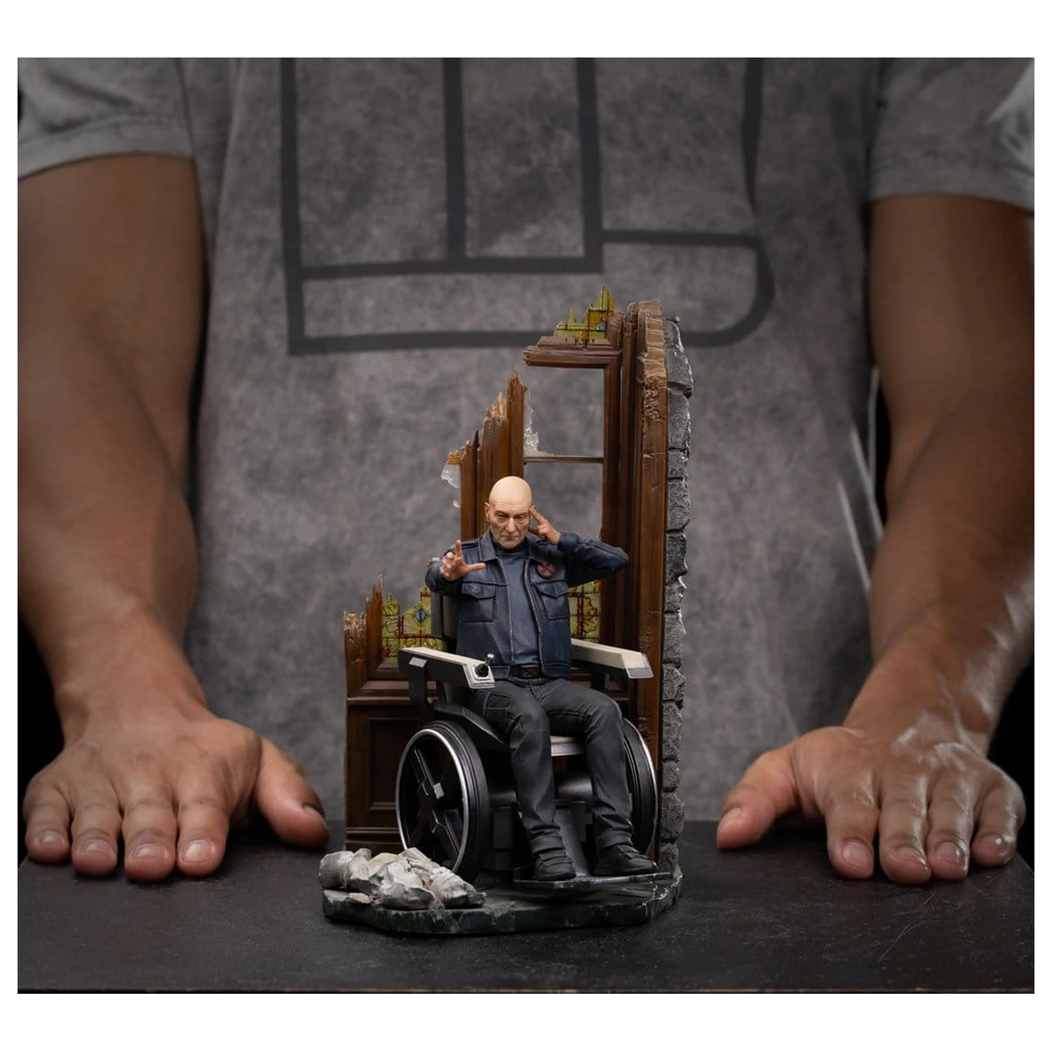 Avengers: Doomsday Art Scale szobor figura 1/10 Professor Xavier 30 cm termékfotó