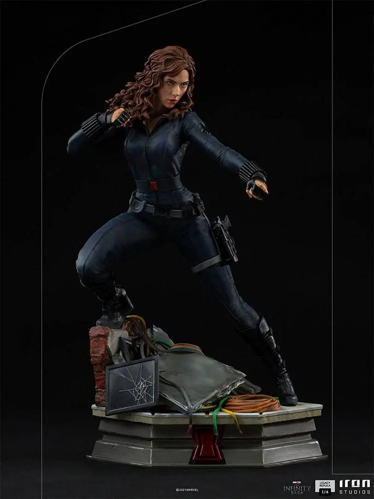 Avengers Infinity Saga Legacy 1/4 Black Widow replika szobor figura 46 cm termékfotó