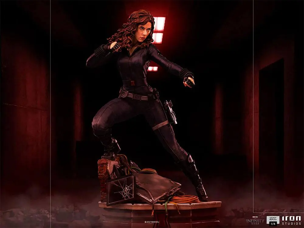 Avengers Infinity Saga Legacy 1/4 Black Widow replika szobor figura 46 cm termékfotó