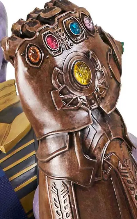 Avengers Infinity War Life-Size Statue Thanos Szobor 280 cm termékfotó