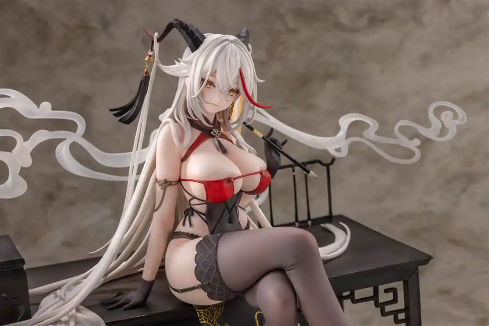 Azur Lane 1/6 Agir Golden Dragon Among Auspicious Clouds Ver. PVC szobor figura 22 cm termékfotó