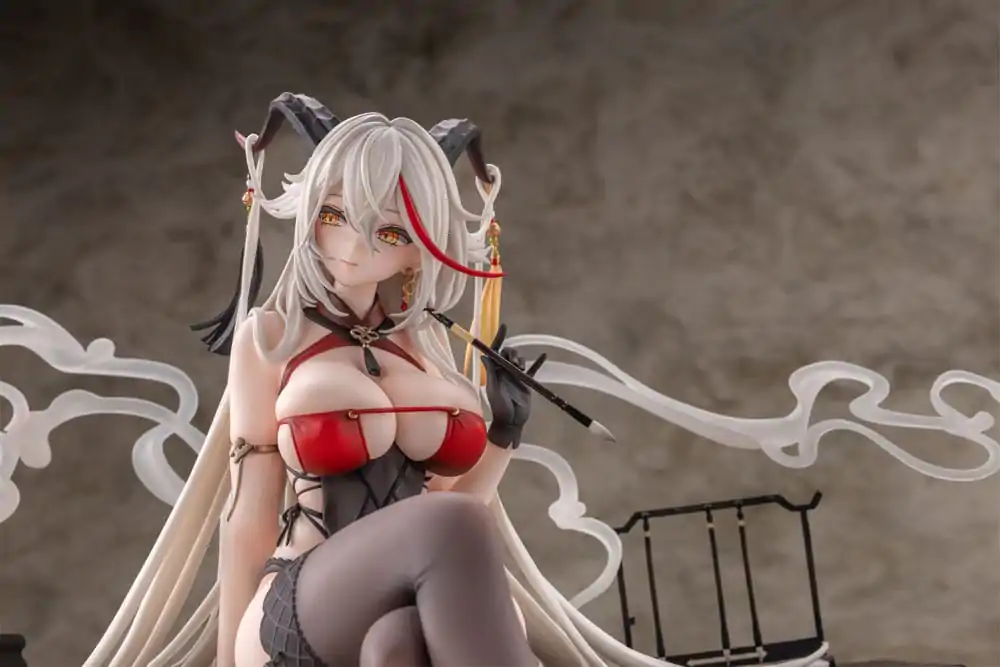 Azur Lane 1/6 Agir Golden Dragon Among Auspicious Clouds Ver. PVC szobor figura 22 cm termékfotó