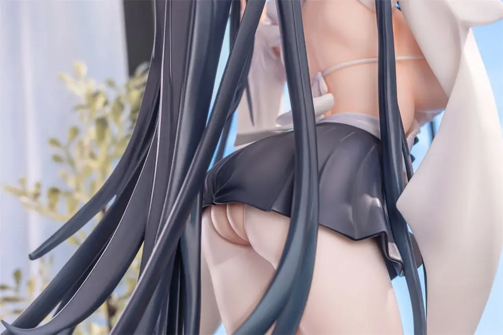 Azur Lane 1/6 Indomitable Ms. Motivationless Maid Ver. PVC szobor figura 27 cm termékfotó