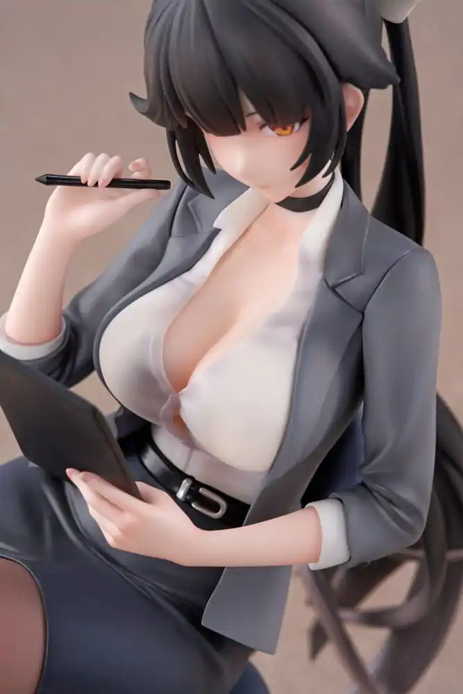 Azur Lane 1/6 Takao Ofiice Lady Ver. PVC szobor figura 18 cm termékfotó