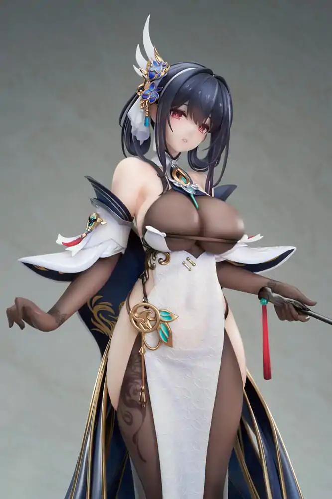 Azur Lane 1/7 Chen Hai Kai PVC szobor figura 31 cm termékfotó