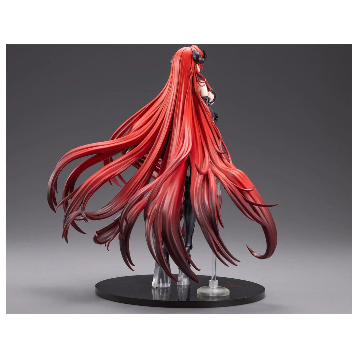 Azur Lane 1/7 Hindenburg PVC figura 29 cm termékfotó