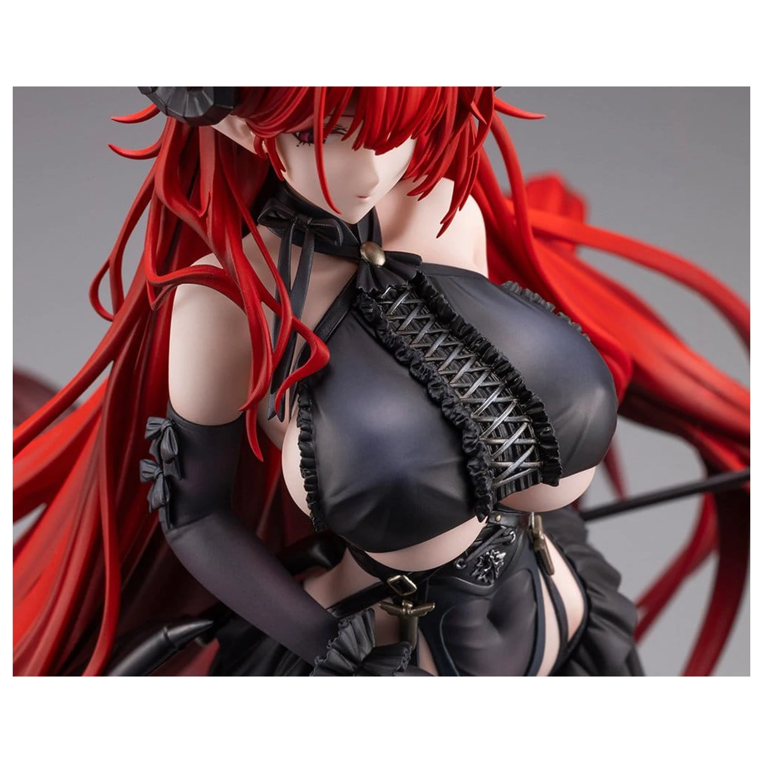 Azur Lane 1/7 Hindenburg PVC figura 29 cm termékfotó