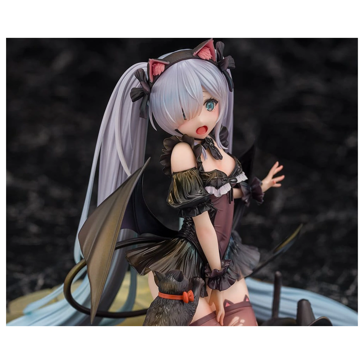Azur Lane 1/7 Janus Fright-Night Scaredy-Cat Ver. PVC figura 16 cm termékfotó