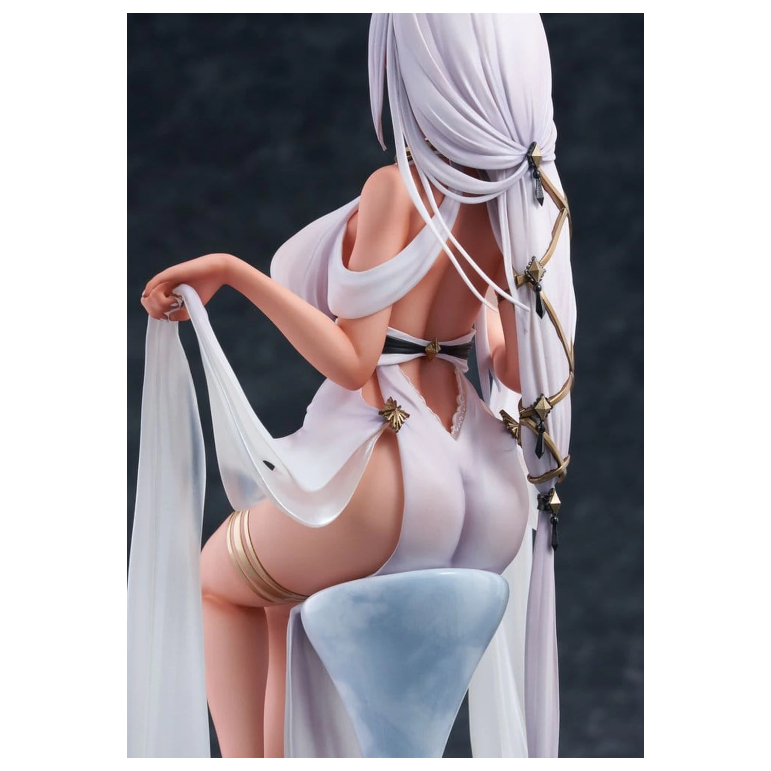 Azur Lane 1/7 Massachucsomagts - Dressed to Impress - AmiAmi PVC figura Limitált kiadás 23 cm termékfotó