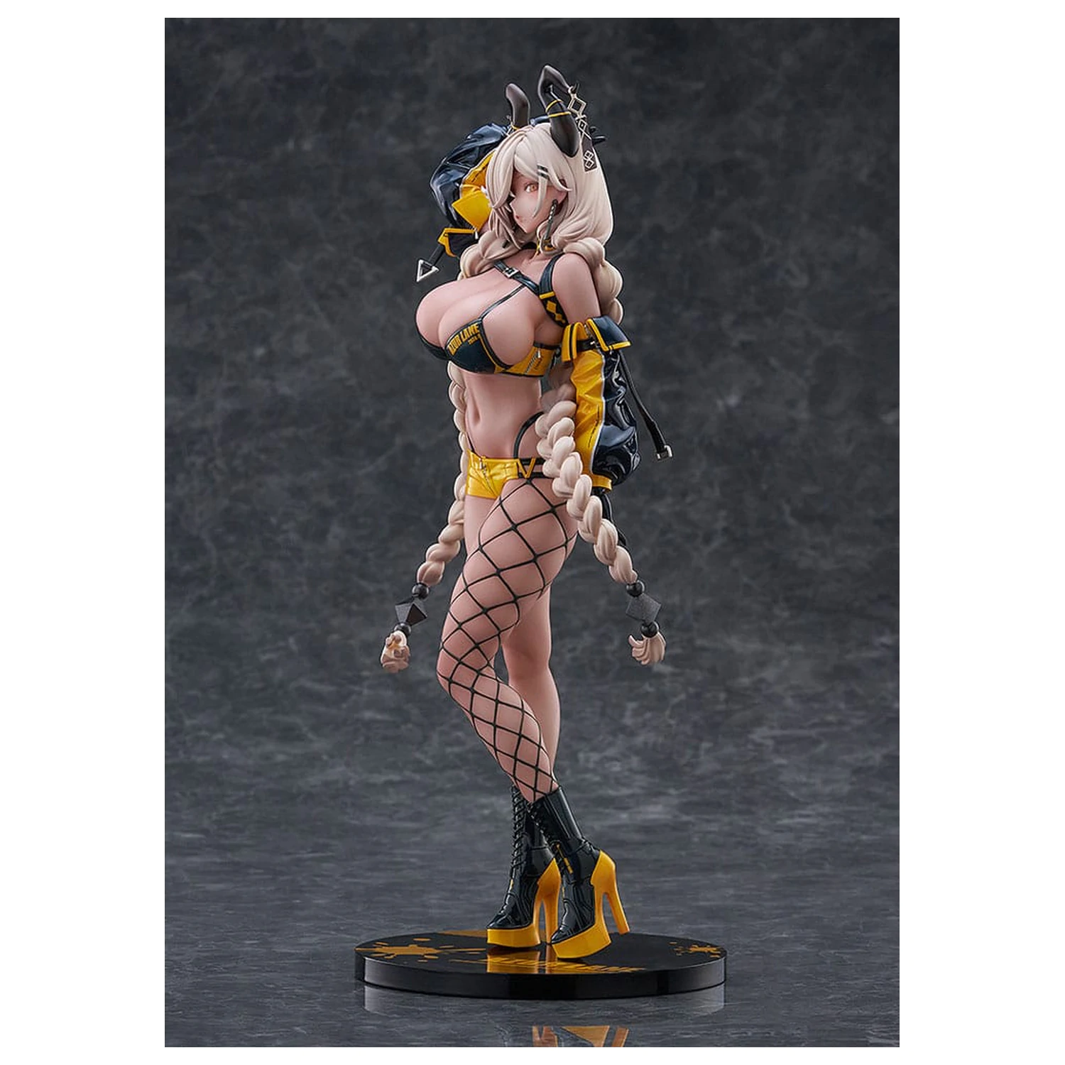 Azur Lane 1/7 Owari Anime Expo 2024 Ver. PVC szobor figura 28 cm     termékfotó