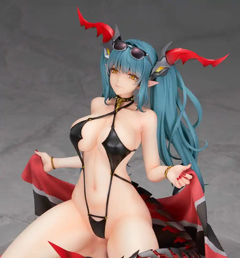 Azur Lane 1/7 Regensburg Dark Dragon and the Coast of Light Ver. PVC szobor figura 16 cm termékfotó