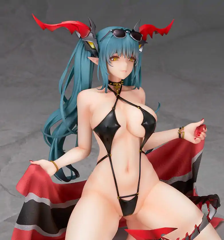 Azur Lane 1/7 Regensburg Dark Dragon and the Coast of Light Ver. PVC szobor figura 16 cm termékfotó
