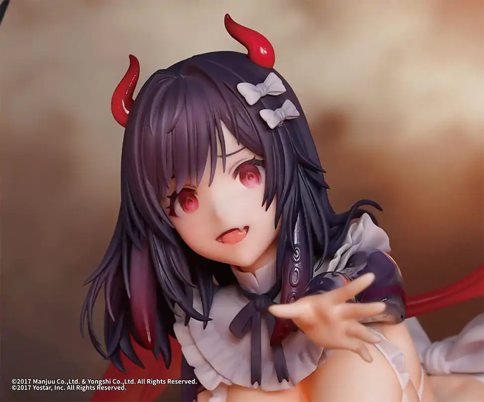 Azur Lane 1/7 Royal Fortune Deep One Delicious Ver. PVC szobor figura 13 cm termékfotó