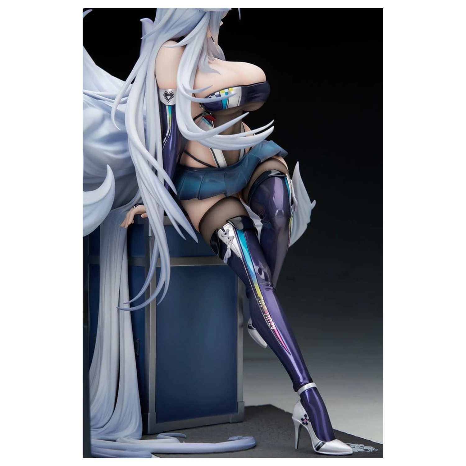 Azur Lane 1/7 Shinano Moonlit Chrome Ver. PVC figura 25 cm termékfotó