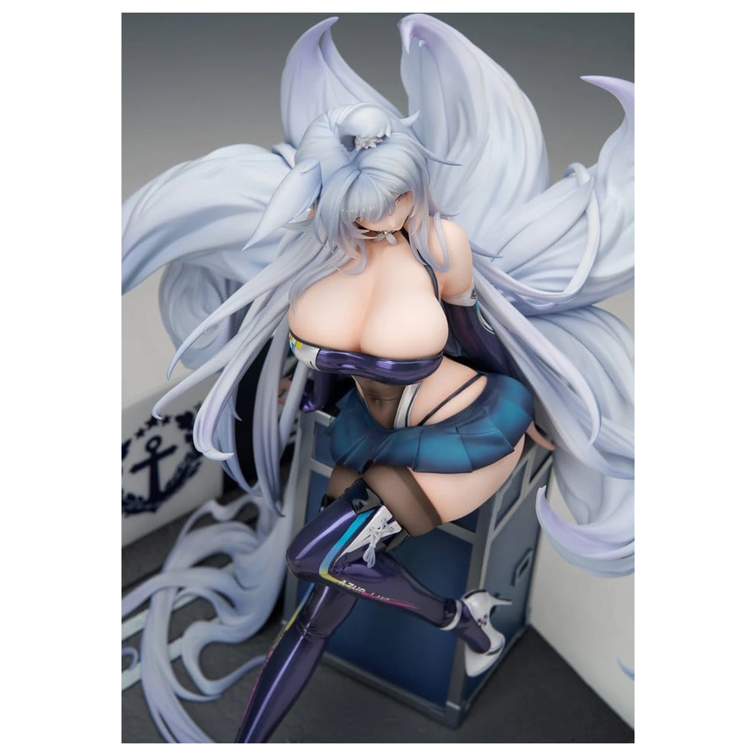 Azur Lane 1/7 Shinano Moonlit Chrome Ver. PVC figura 25 cm termékfotó