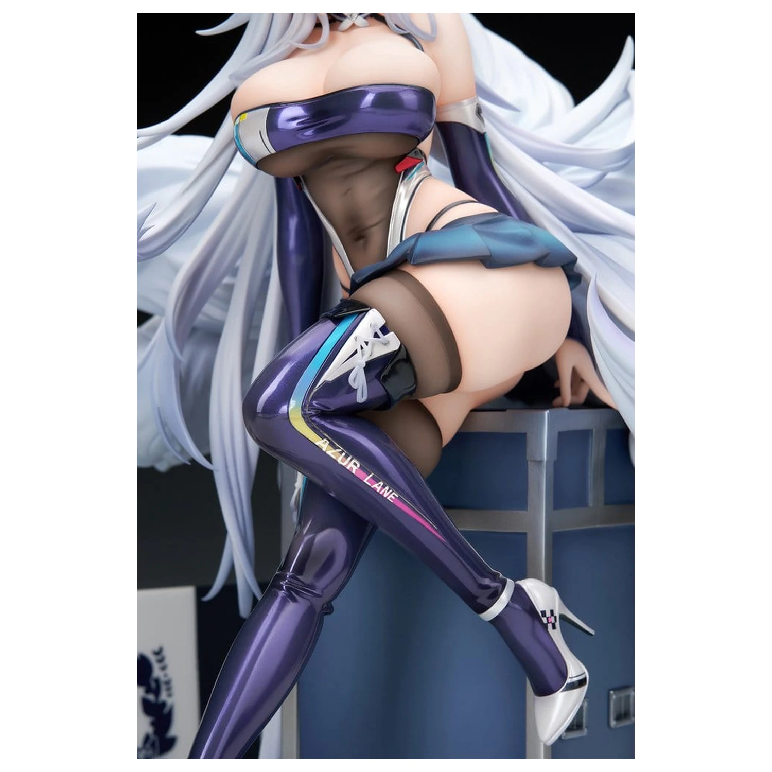 Azur Lane 1/7 Shinano Moonlit Chrome Ver. PVC figura 25 cm termékfotó