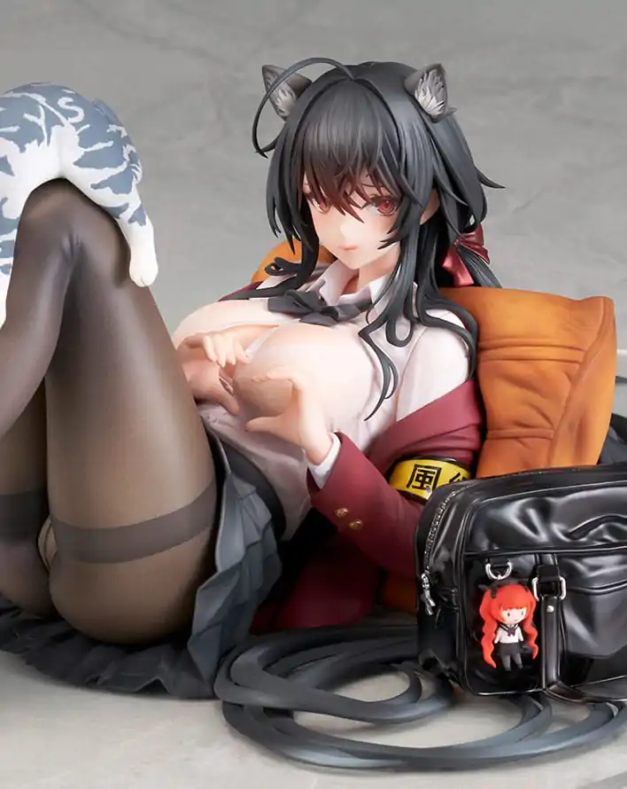 Azur Lane 1/7 Taiho Sweet Time After School Ver. PVC szobor figura 32 cm termékfotó