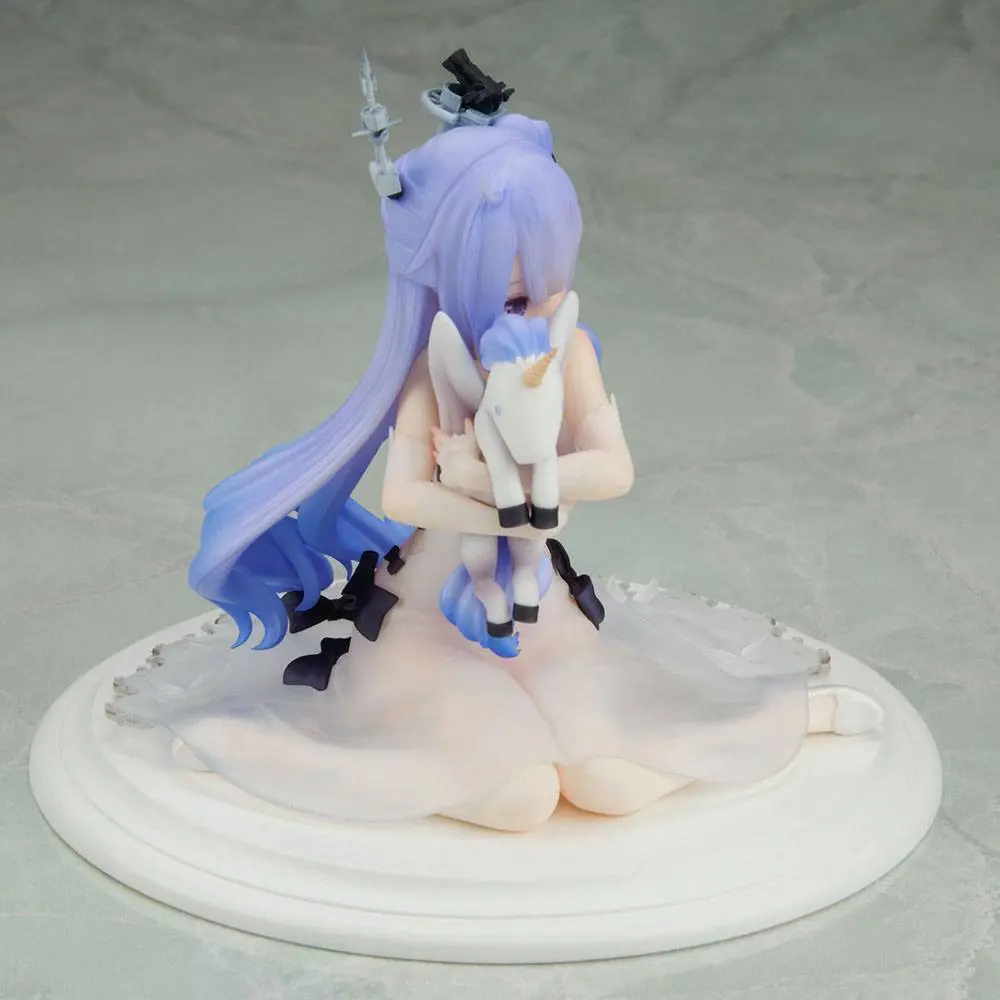 Azur Lane 1/7 Unicorn Light Equipped Ver. PVC szobor figura 14 cm termékfotó