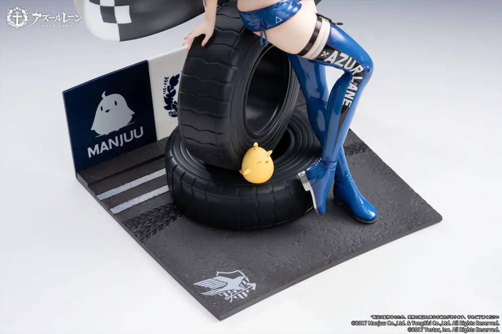 Azur Lane Baltimore Finish Line Flagbearer Ver. PVC szobor figura 24 cm termékfotó