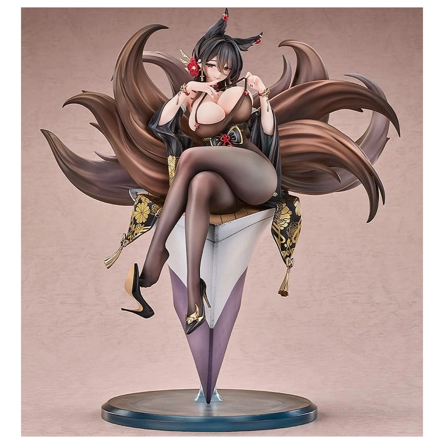 Azur Lane PVC figura 1/7 Oumi 28 cm termékfotó