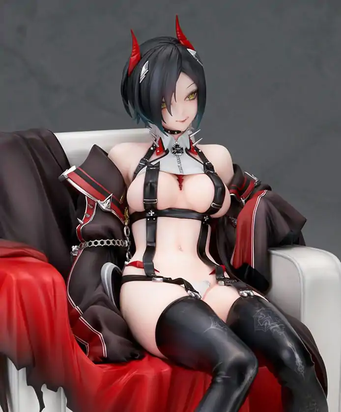 Azur Lane Ulrich von Hutten AmiAmi Exkluzív PVC szobor figura 20 cm termékfotó