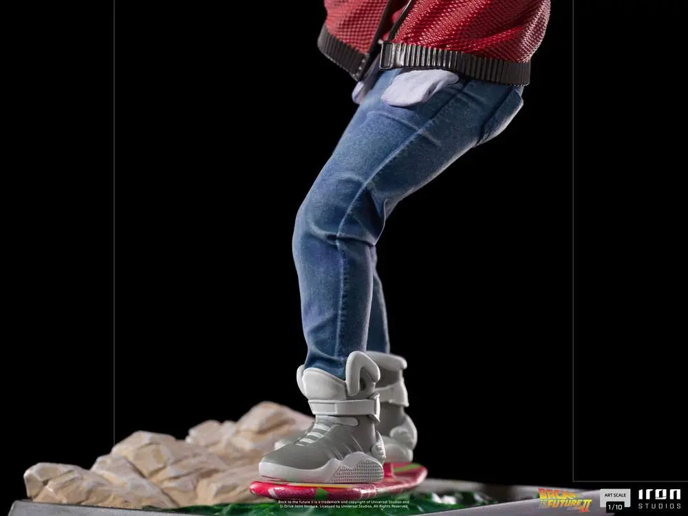 Back to the Future II Art Scale 1/10 Marty McFly on Hoverboard szobor figura 22 cm termékfotó