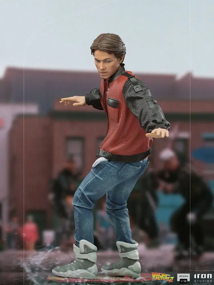 Back to the Future II Art Scale 1/10 Marty McFly on Hoverboard szobor figura 22 cm termékfotó