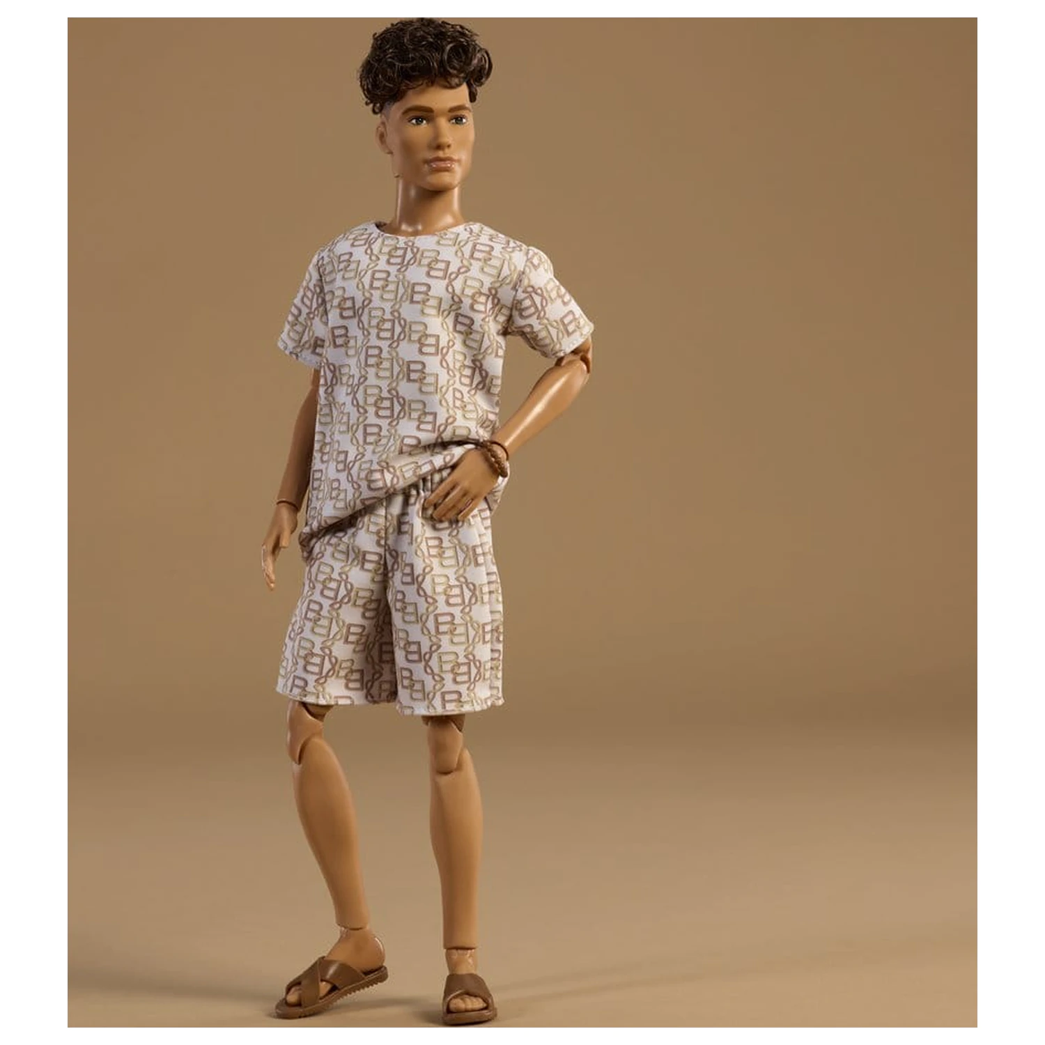 Barbie Signature baba Ken Barbie Basics: Model 10 termékfotó