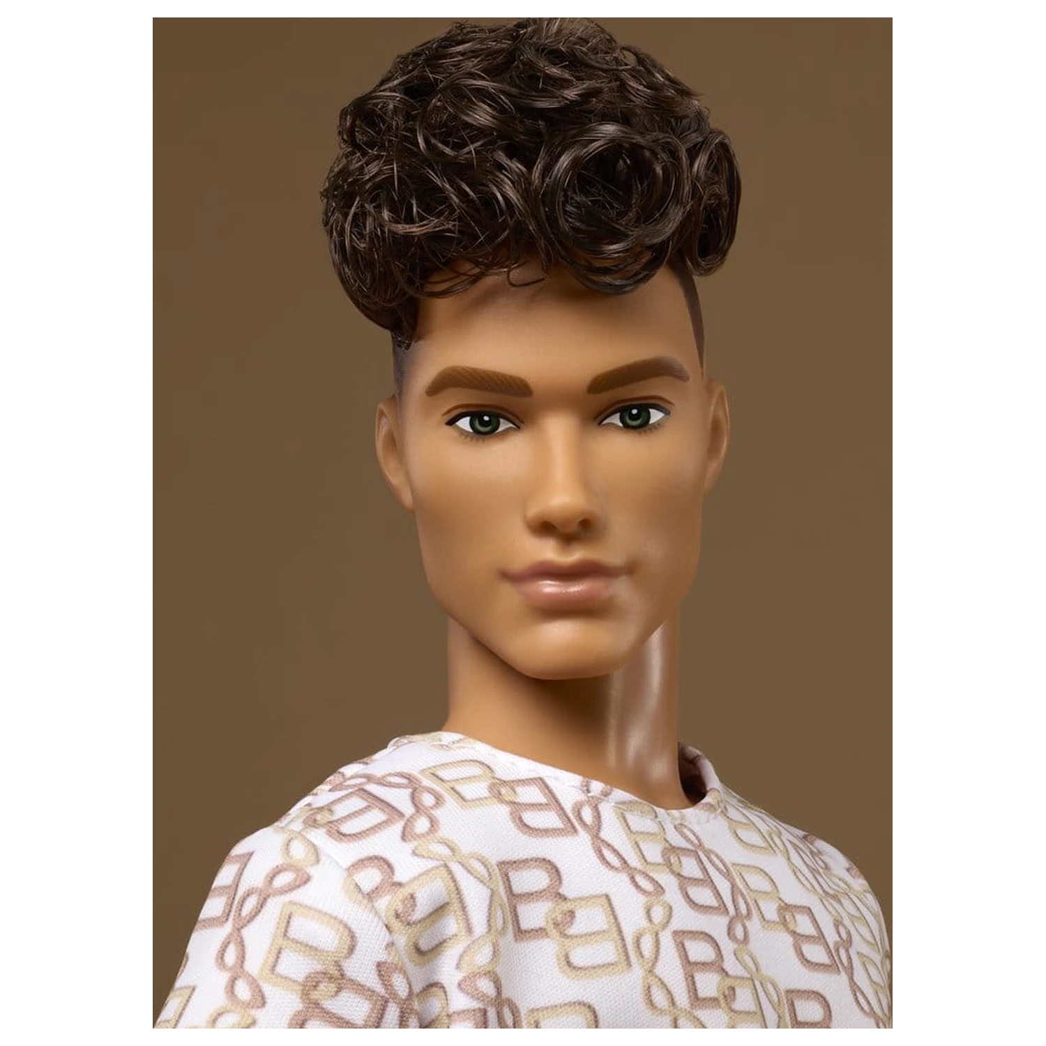 Barbie Signature baba Ken Barbie Basics: Model 10 termékfotó