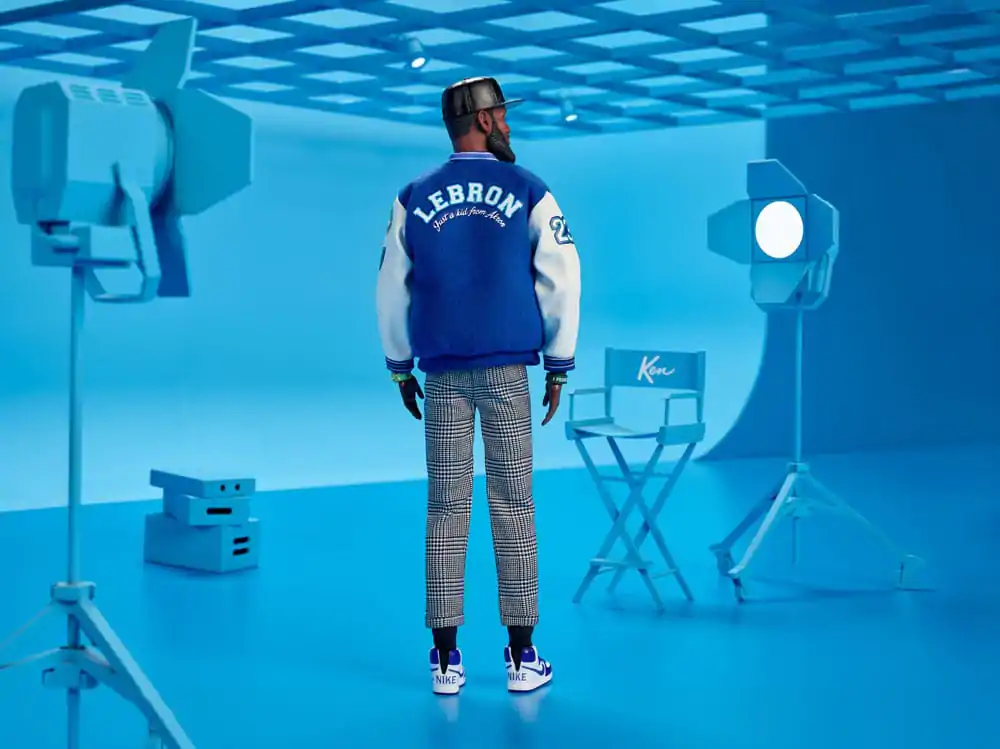 Barbie Signature Doll Fashion Kenbassador Lebron James termékfotó