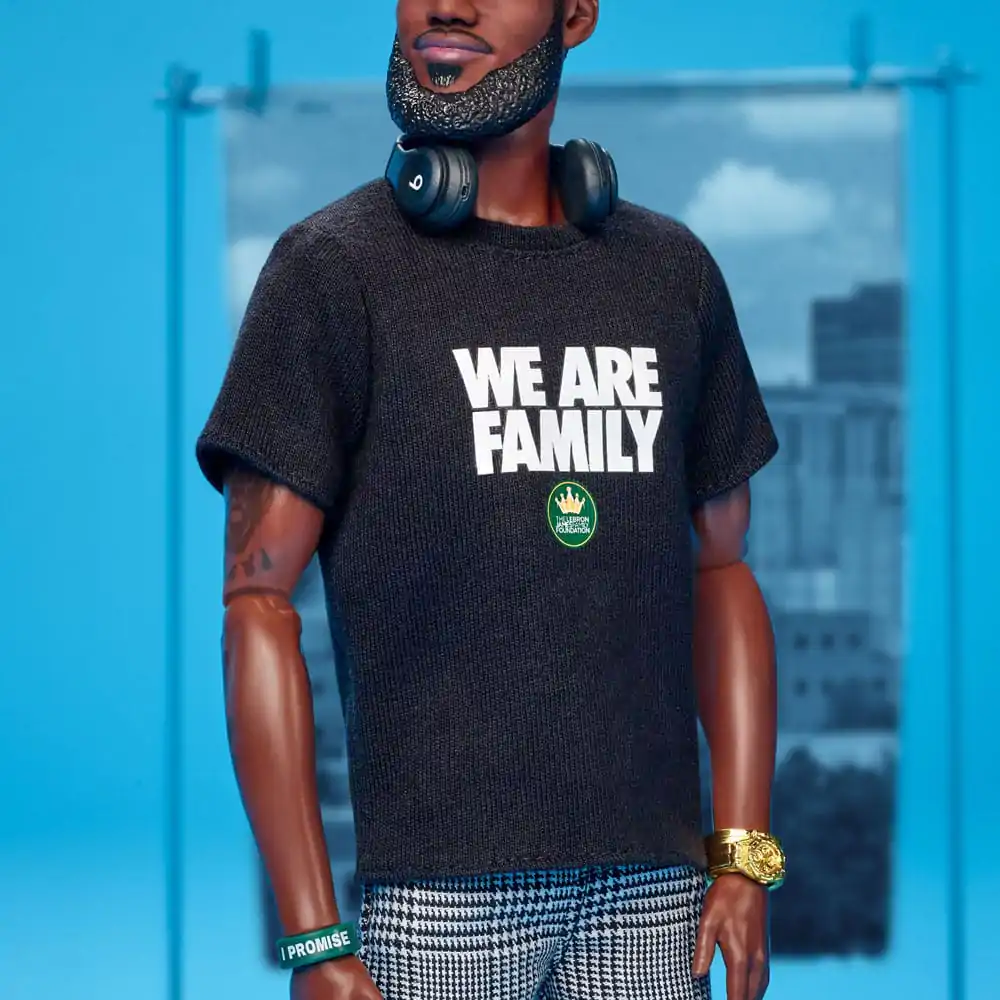 Barbie Signature Doll Fashion Kenbassador Lebron James termékfotó