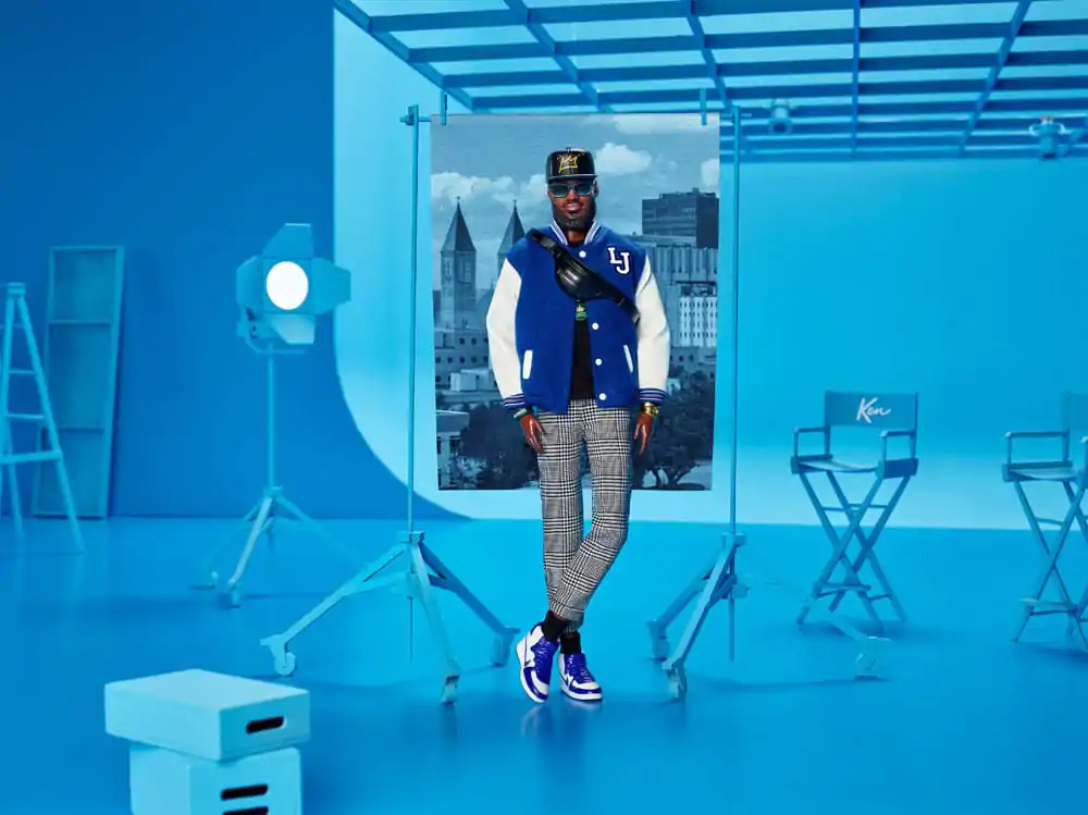 Barbie Signature Doll Fashion Kenbassador Lebron James termékfotó
